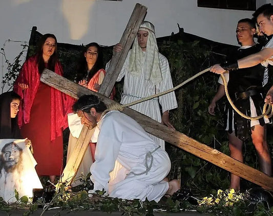 Pasión viviente. Semana Santa Escapadas rurales La Costana