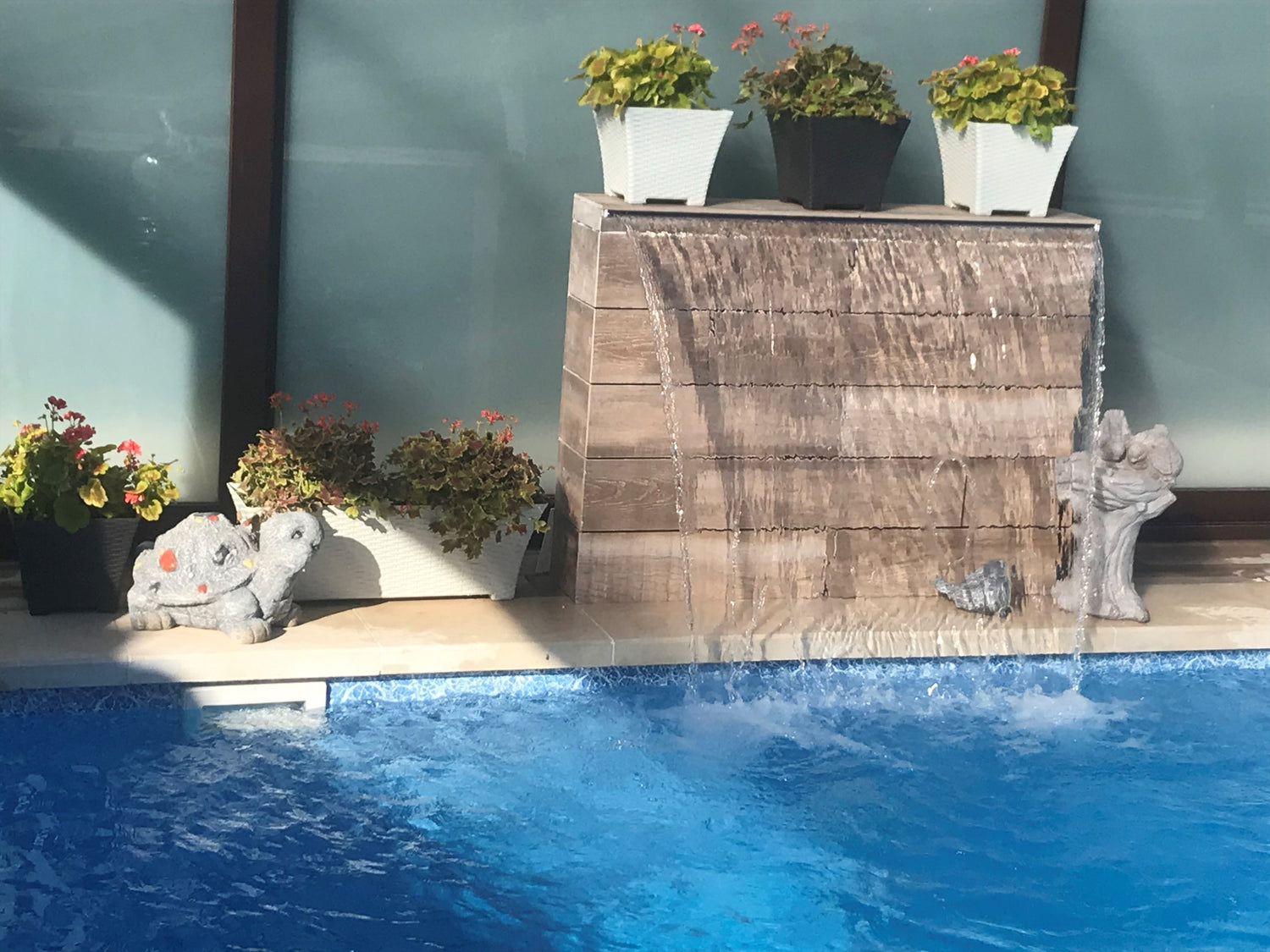 Piscina climatizada casa rural La Costana de Barbadillo